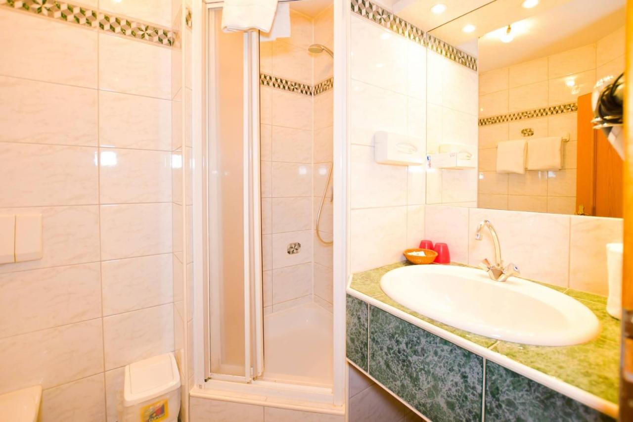 Hotel Jerolitsch Krumpendorf Zewnętrze zdjęcie